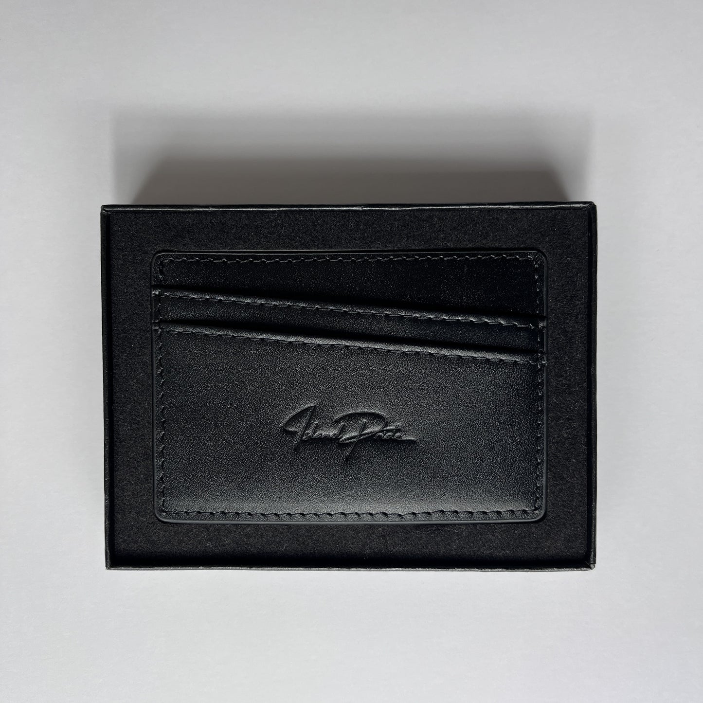 MINIMAL SIGNATURE CARD HOLDER